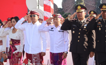 Teguhkan Semangat Kebangsaan, Bawaslu Bangli Hadiri Upacara HUT ke-81 RI