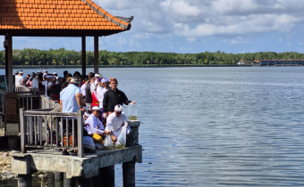 Jala Bali di Pura Candi Narmada, Bawaslu Bangli Turut Jaga Alam dan Perkuat Kolaborasi