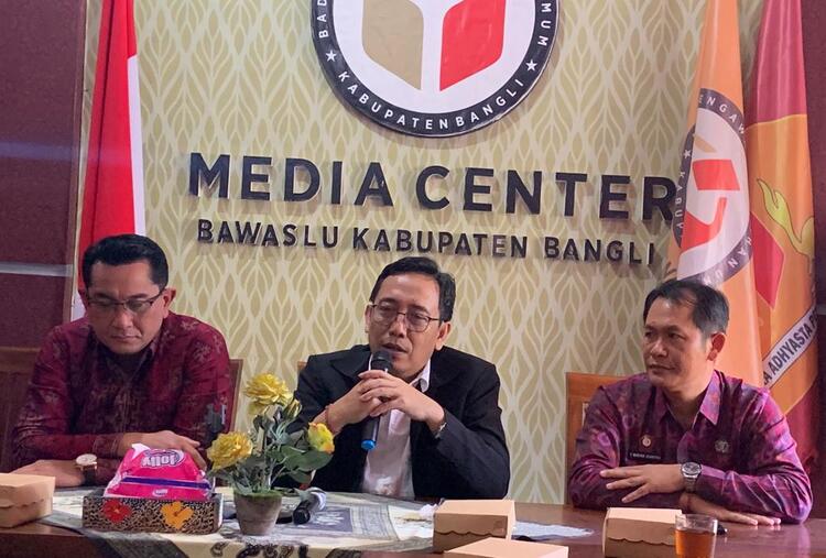 Bawaslu Kabupaten Bangli Terima Kunjungan Anggota DKPP RI