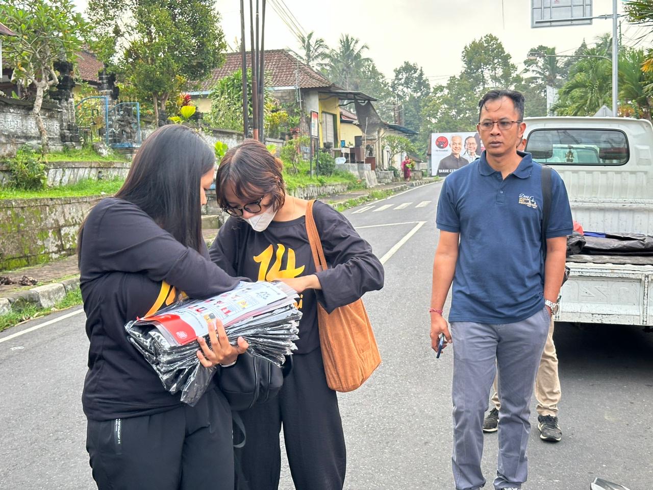 Bawaslu Bangli Awasi Penyebaran Bahan Sosialisasi KPU Kabupaten Bangli