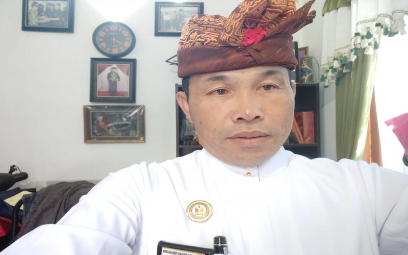 KETUA BAWASLU BANGLI HIMBAU SELURUH JAJARAN TETAP DI RUMAH USAI NYEPI TAATI ARAHAN GUBERNUR