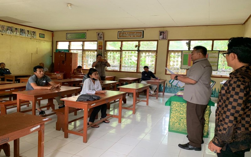 SELEKSI TERTULIS CALON PPS, BAWASLU BANGLI LAKUKAN PENGAWASAN LANGSUNG