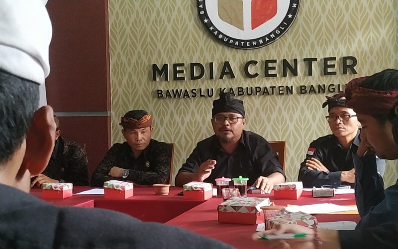 WIDY BAWASLU BALI : 3 (TIGA) KONSEP DASAR BERFIKIR SEORANG PENGAWAS PEMILU