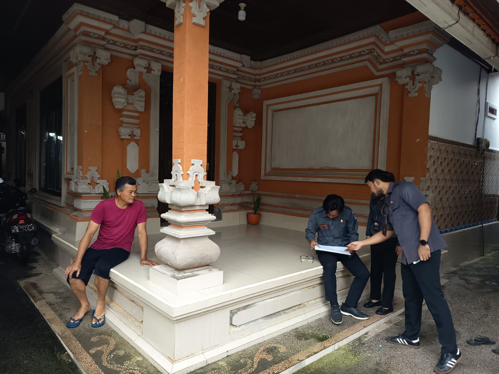 Pastikan Data Mutakhir, Bawaslu Bangli Cek Alih Status Pensiunan Polri di Susut