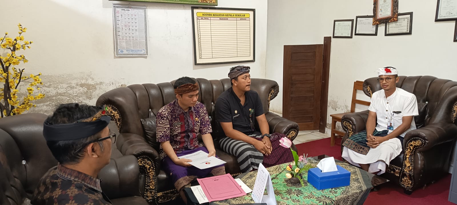 Tak Hanya Belajar, Siswa Diajak Ambil Peran dalam Pengawasan Demokrasi