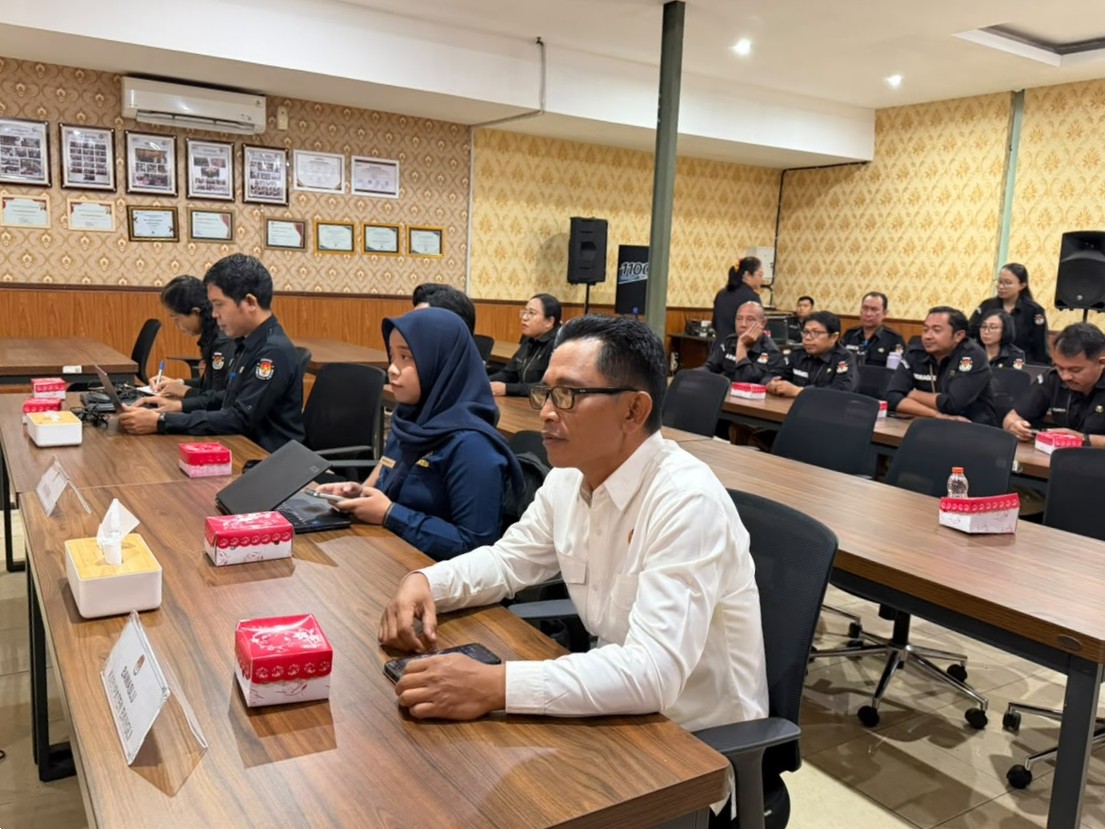 Perkuat Tata Kelola Anggaran, Bawaslu Bangli Hadiri Sosialisasi IKPA dan LLAT