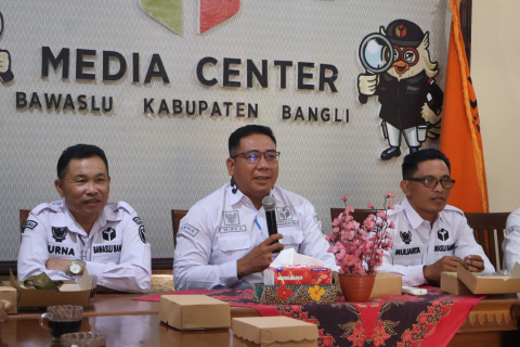 Bawaslu Kabupaten Bangli Menggelar Rapat Koordinasi Penanganan Pelanggaran dan Pemetaan Isu-Isu Demokrasi 