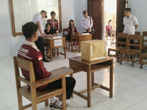 Dari TPS Sekolah, Bawaslu Bangli Bangun Kesadaran Demokrasi Sejak Dini