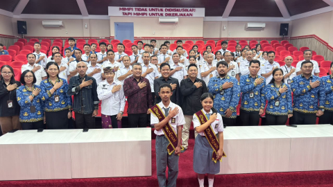 Pengukuhan Duta Demokrasi, Bawaslu Bangli Dukung Penguatan Karakter Pemilih Pemula