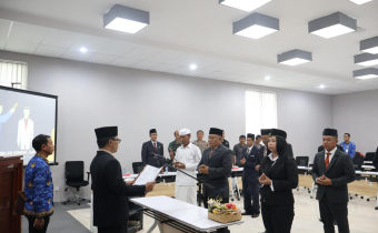 12 Anggota Panwascam Terpilih Resmi Dilantik