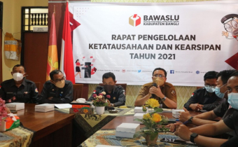 Arsip Adalah Rekam Jejak Semua Kegiatan, Dalam Penataanya Bawaslu Bangli Hadirkan Kadis Perpustakaan dan Arsip Daerah