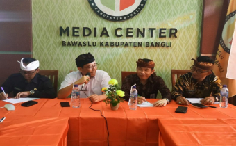 BAWASLU BANGLI : EVALUASI PENGAWASAN PEMILU/PEMILIHAN MENYONGSONG PILKADA TAHUN 2020