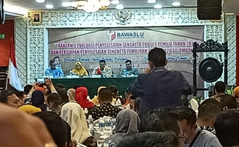 BAWASLU RI GELAR RAKERNIS EVALUASI PENYELESAIAN SENGKETA PROSES PEMILU 2019 DAN PERSIAPAN PENYELESAIAN SENGKETA PROSES PEMILIHAN TAHUN 2020 GELOMBANG I