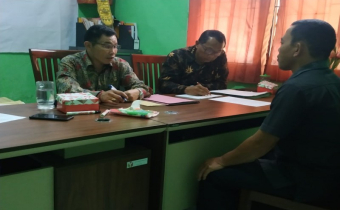 HARI PERTAMA : 14 ORANG CALON ANGGOTA PANWASCAM KABUPATEN BANGLI JALANI TES WAWANCARA