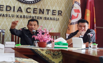 PEMILIH BERUMUR 17 TAHUN MENJADI PERHATIAN PENTING 