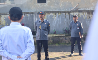 Bawaslu Bangli Gelar Apel Pagi, Pujawan : Bangun Semangat Kerja dengan Sinergi dan Kekompakan