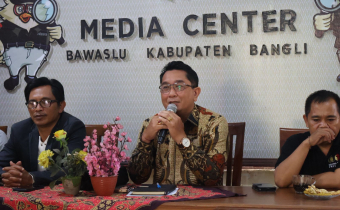 Kunjungi Bangli, Tirta Suguna Tekankan Kewaspadaan Jajaran Bawaslu Hadapi Dinamika Sosial-Politik