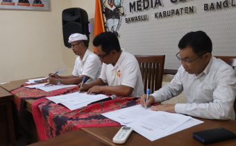 Teguhkan Komitmen Kinerja, Bawaslu Bangli Tandatangani IKU 2026